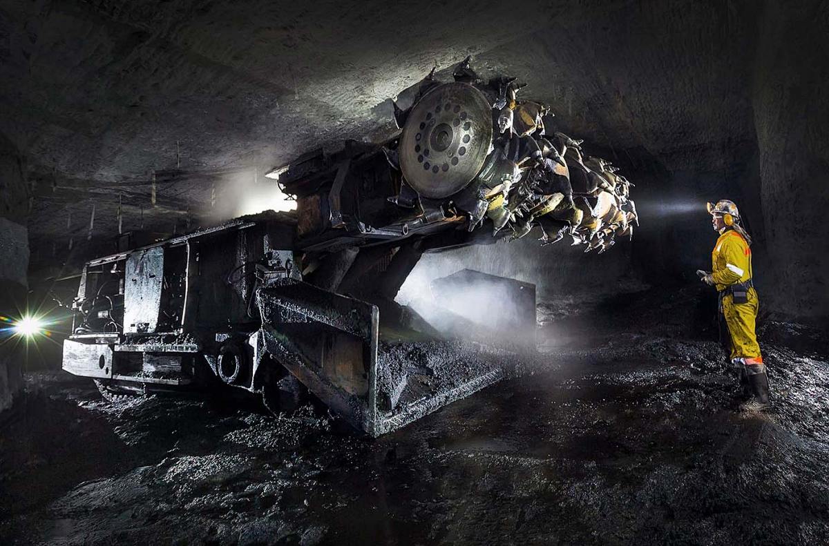 Polyacrylamide for mining application fields